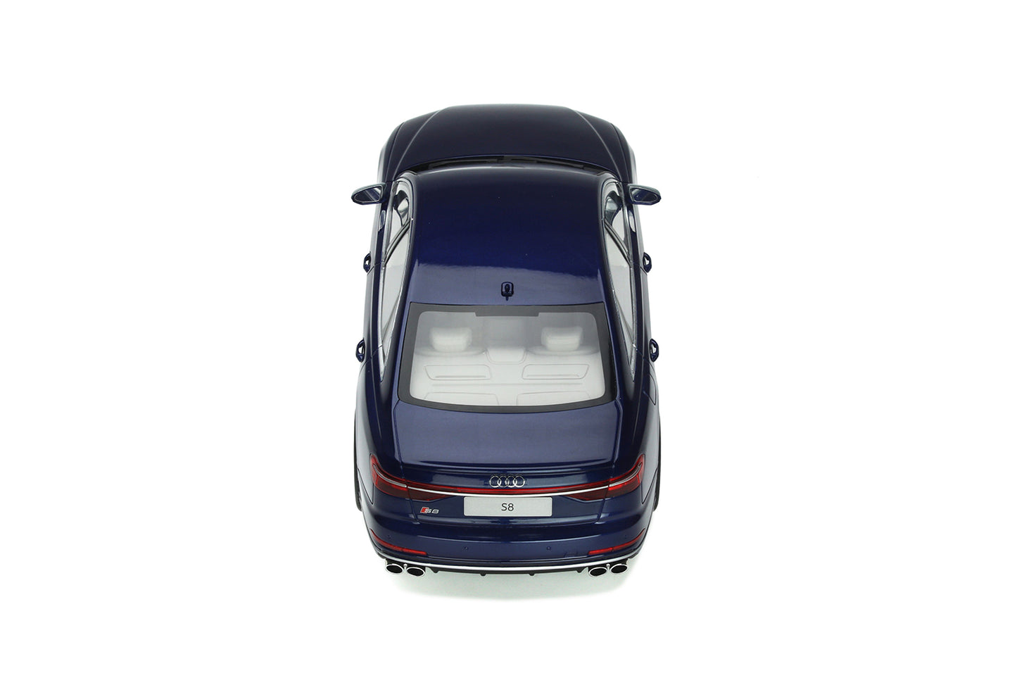 GT Spirit 1:18 2020 Audi S8 Navarra Blue GT313