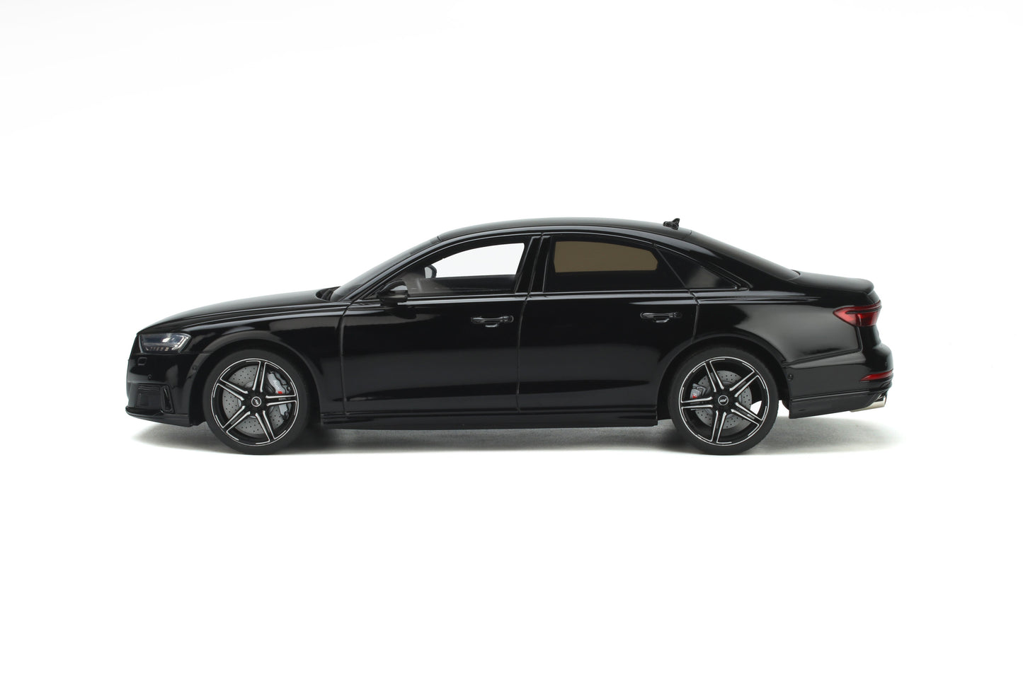 GT Spirit 1:18 Audi A8 S8 ABT Black GT356