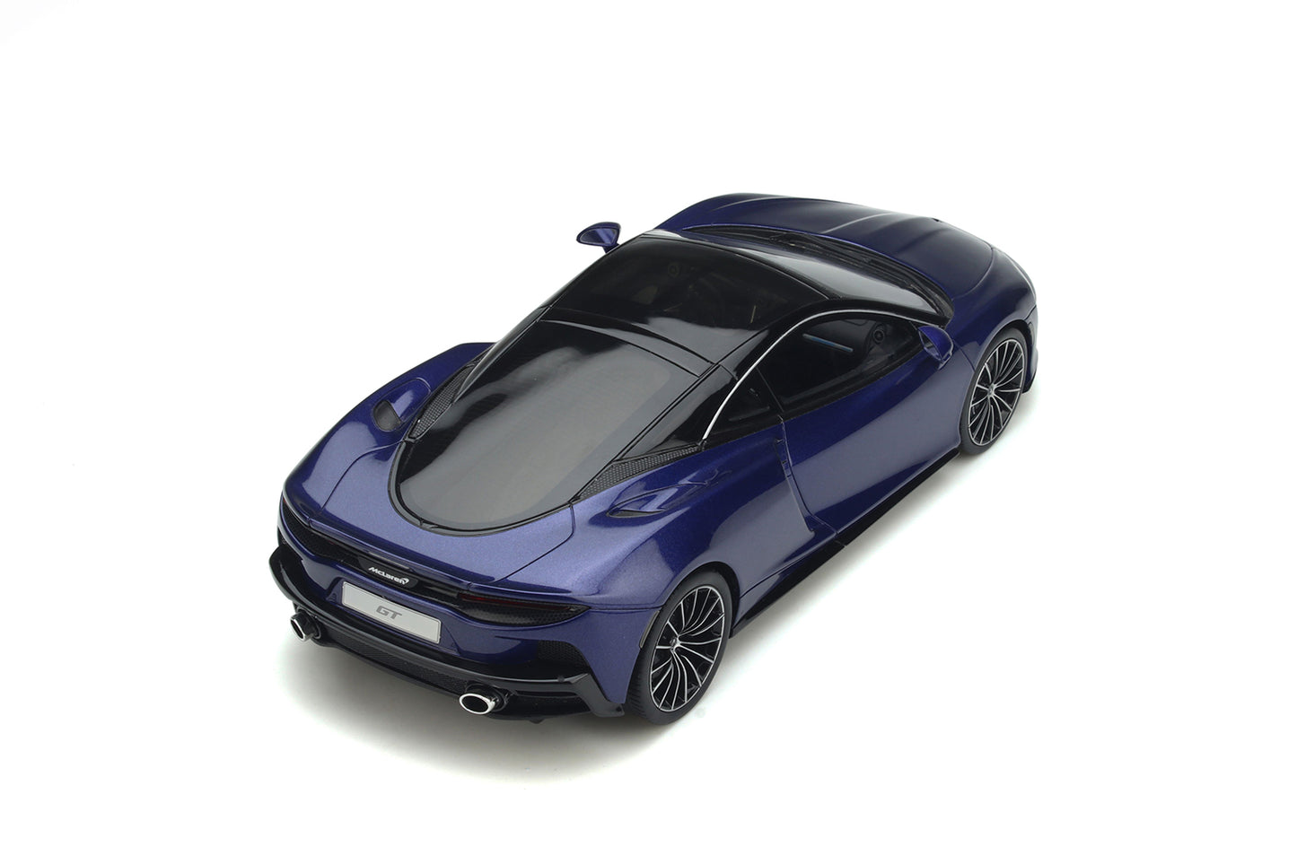 GT Spirit 1:18 2019 McLaren GT Namaka Blue GT818