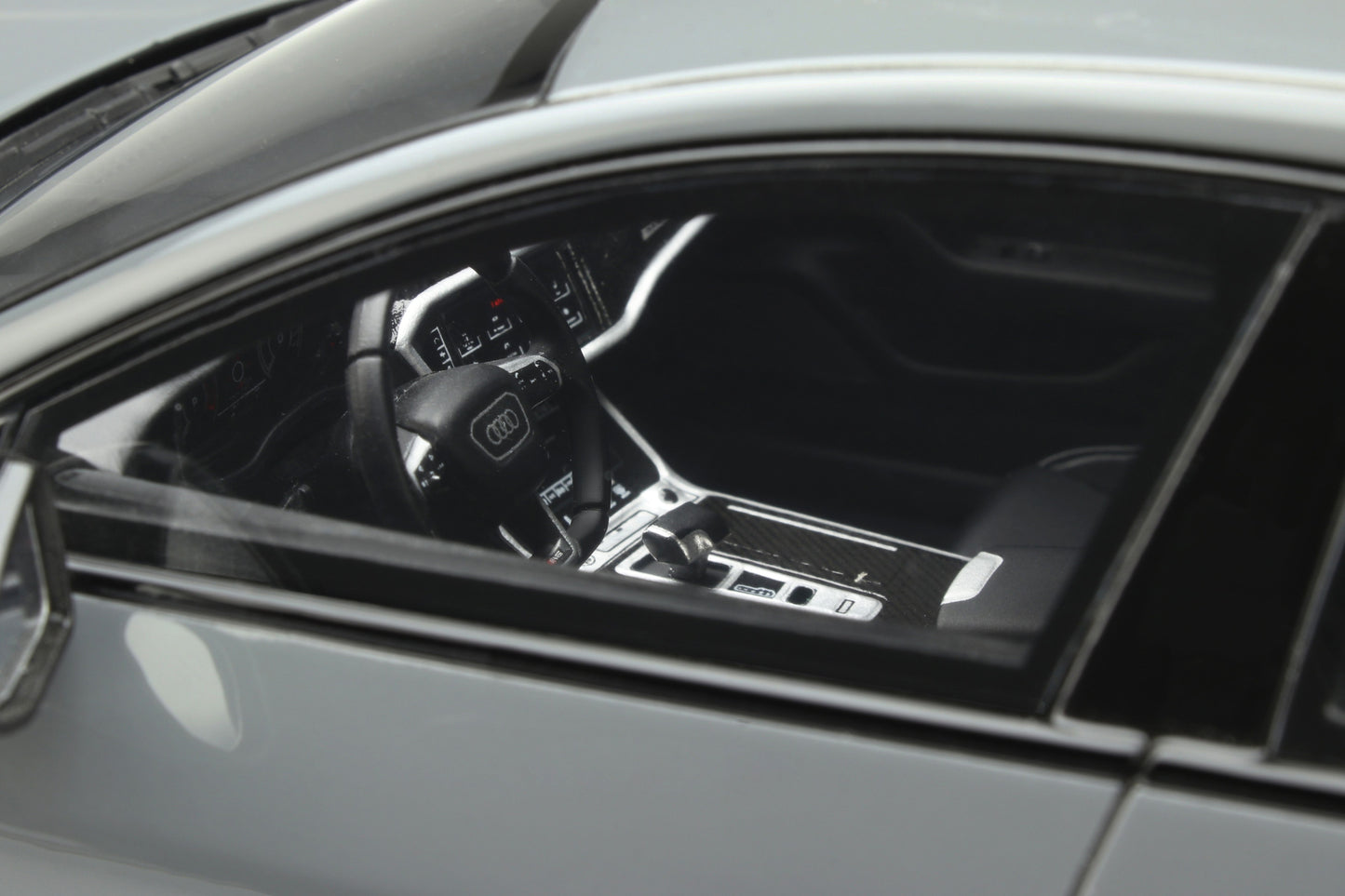 GT Spirit 1:18 Audi A7 RS7 Sportback Nardo Grey GT823