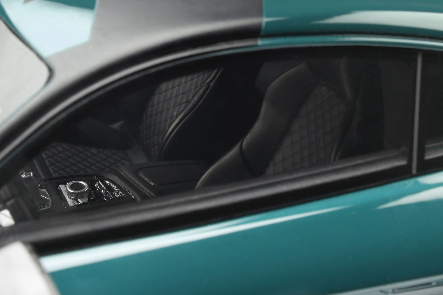 GT Spirit 1:18 Audi R8 Green GT863