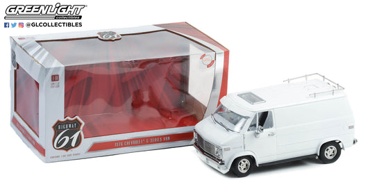 Highway 61 1:18 1976 Chevrolet G-Series Van - White HWY-18023