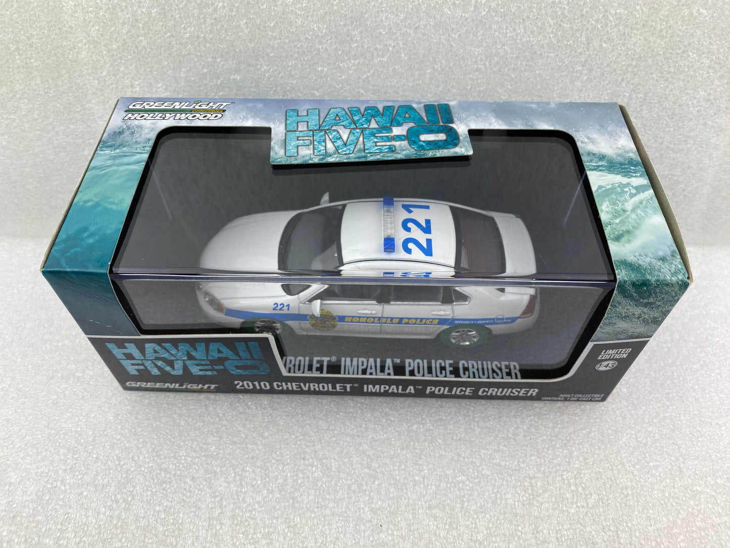 GreenLight Green Machine 1:43 Hawaii Five-0 (2010-Current TV Series) - 2010 Chevrolet Impala - Honolulu Police 86518