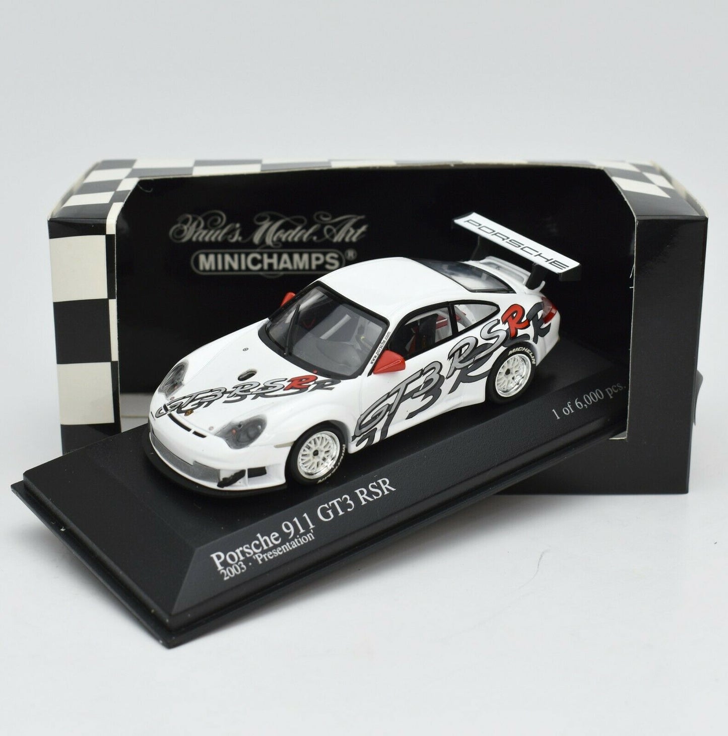 Minichamps 1:43 Porsche 911 GT3 RSR Presentation 2003 400036400
