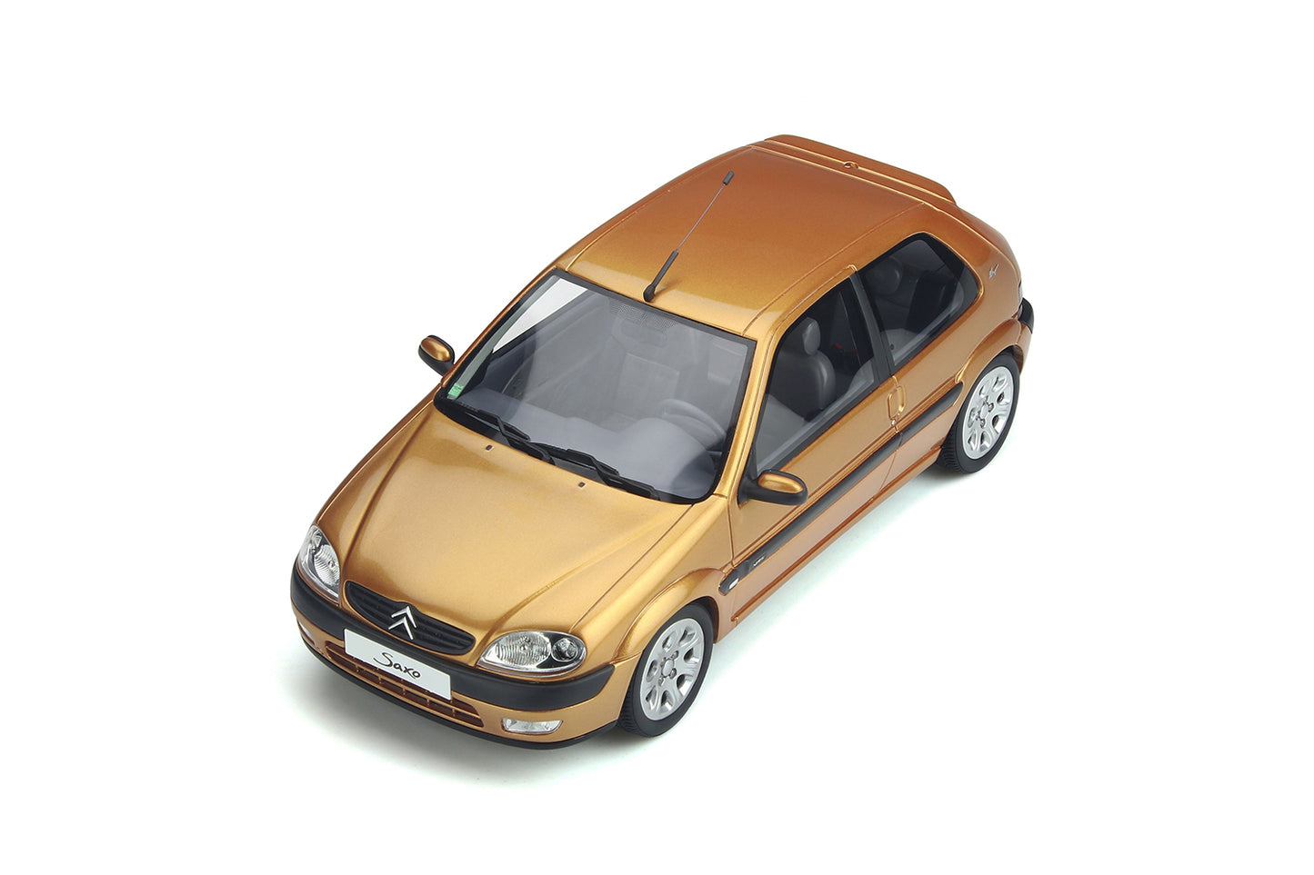 OTTO 1:18 2000 Citroen Saxo VTS OT893