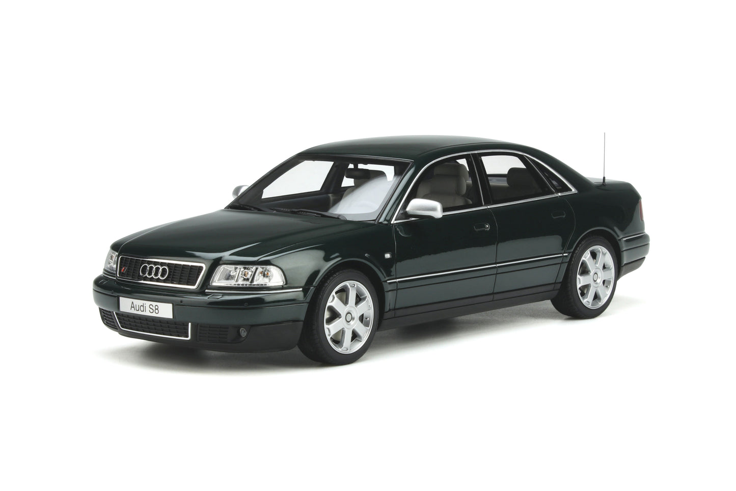 OTTO 1:18 Audi A8 S8 (D2) 4.2 V8 OT916