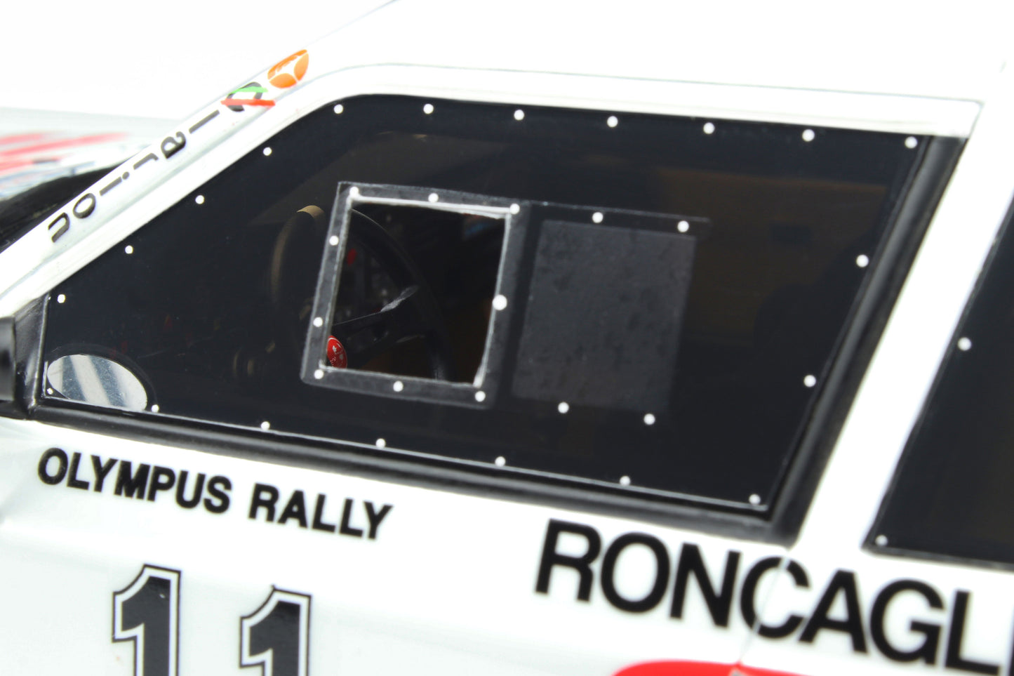 OTTO 1:18 Lancia Delta S4 Gr.B #11 WRC Olympus Rally OT976