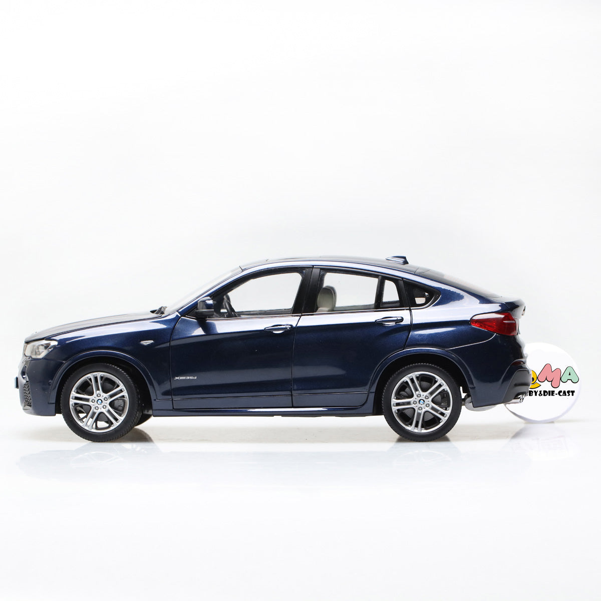 Paragon 1:18 BMW X4 Imperial blue PA-97092