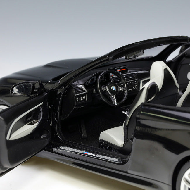 Paragon 1:18 BMW M4 Cabrio Black PA-97112