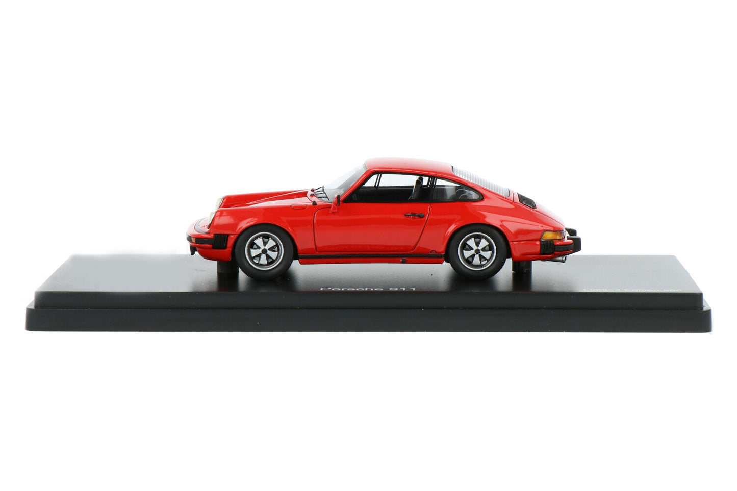 Schuco 1:43 Porsche 911 Coupe indian red 450891200