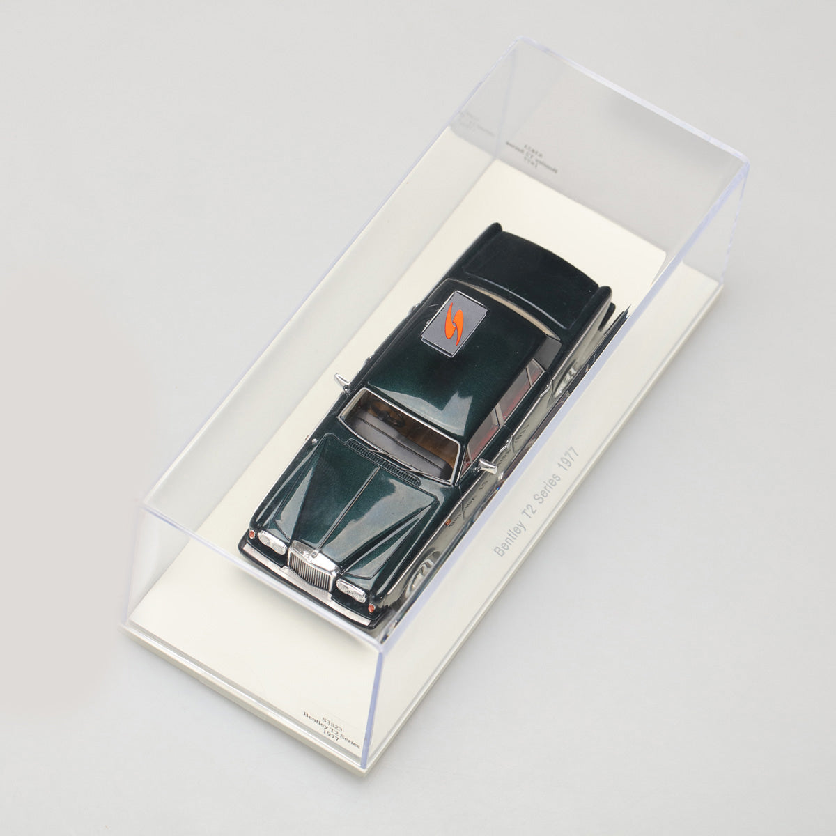Spark 1:43 Bentley T2 Series 1977 S3823