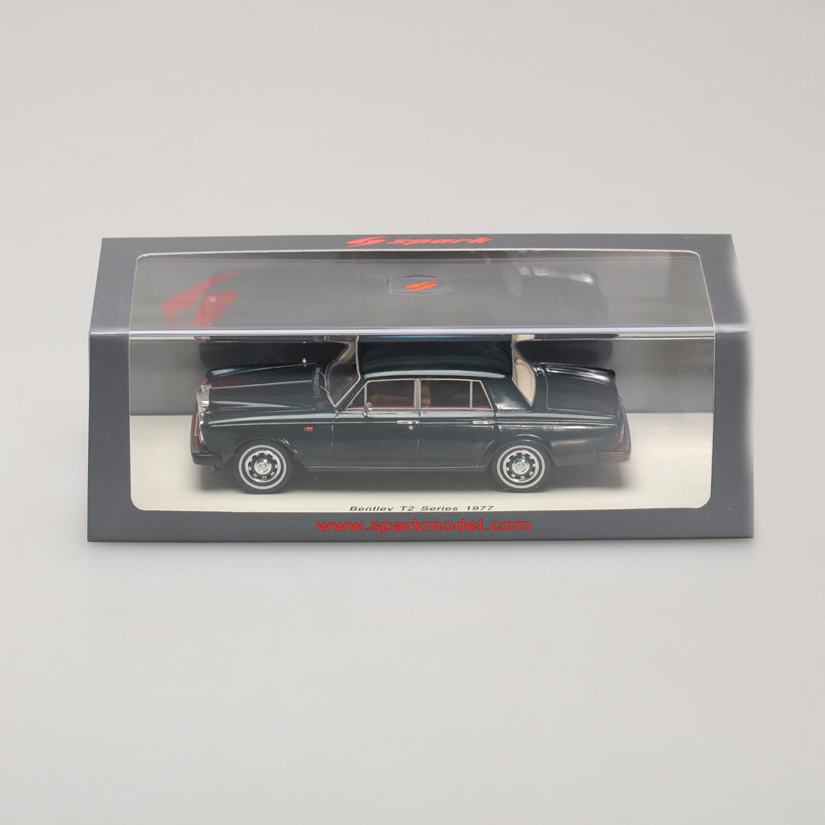 Spark 1:43 Bentley T2 Series 1977 S3823