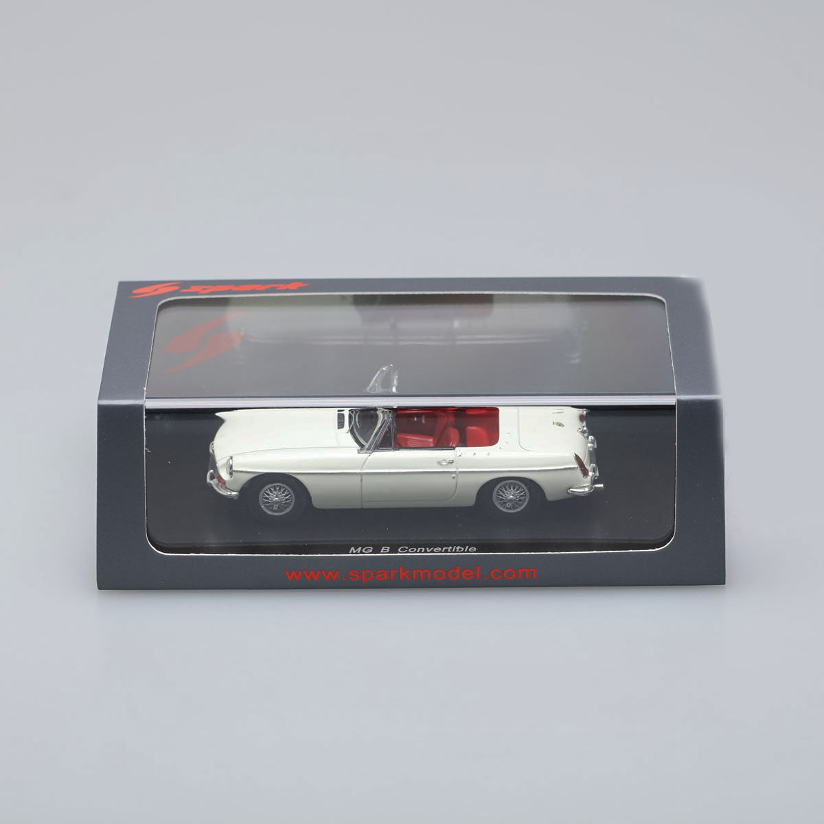 Spark 1:43 MG MGB Convertible 1966 White S4139