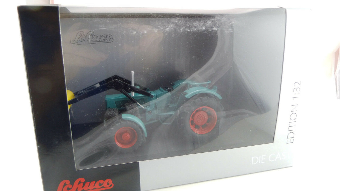 Schuco 1/32 Hanomag Robust 900 with front loader Tractor 450779900