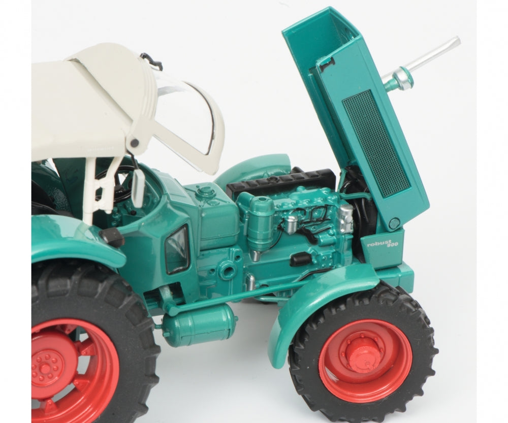 Schuco 1:32 Hanomag Robust with trailer 450780300