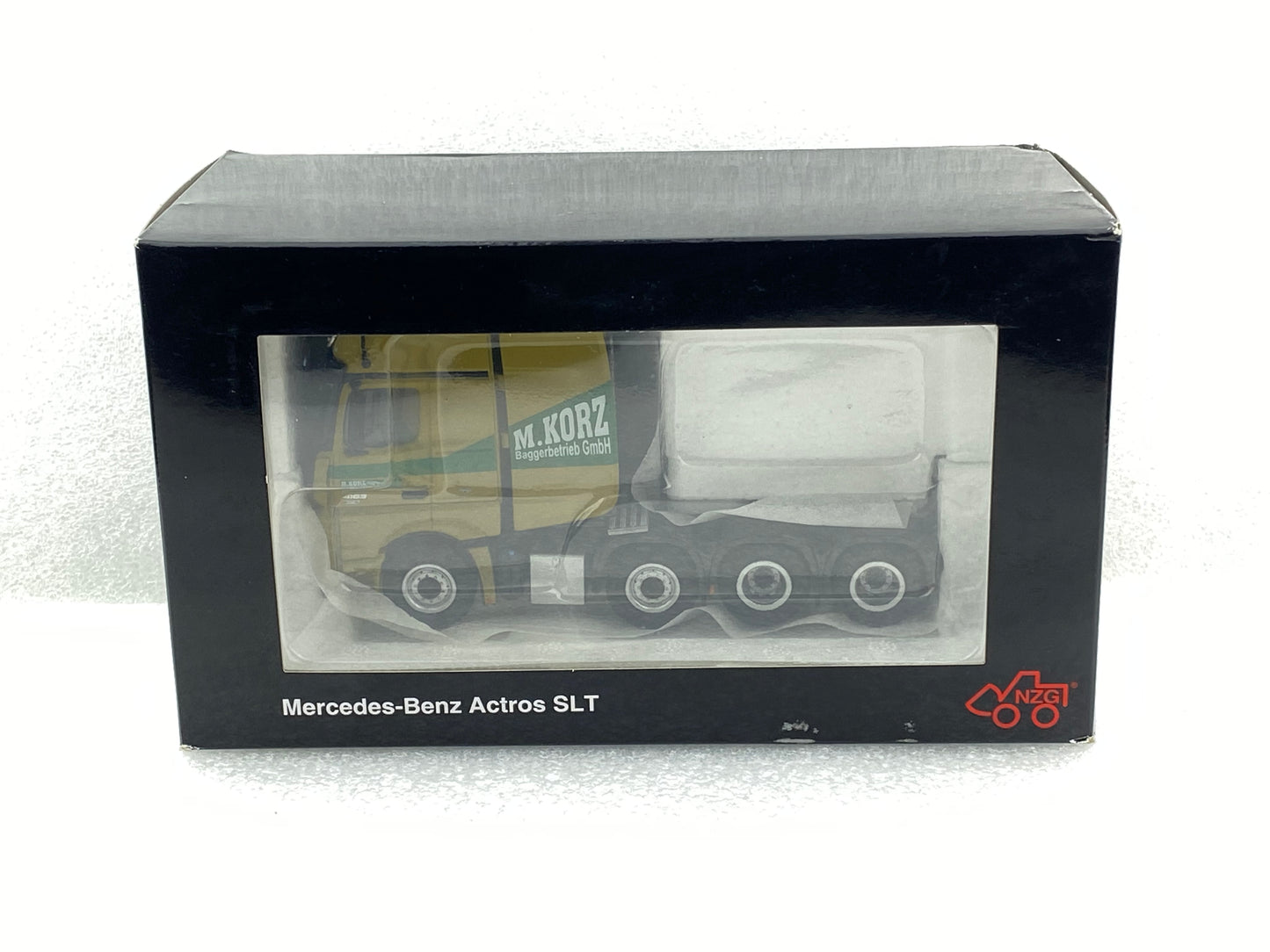 NZG 1:50 Mercedes-Benz Arocs Giga Space SLT Korz NZG932/01