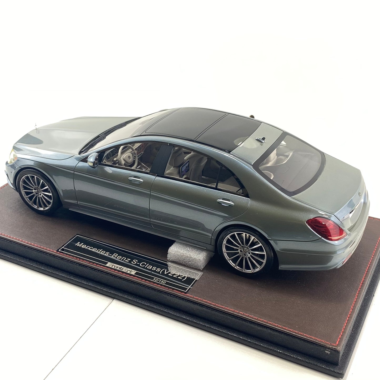 Frontiart 1:18 Mercedes-Benz S-Class(V222)Cyan F044-25