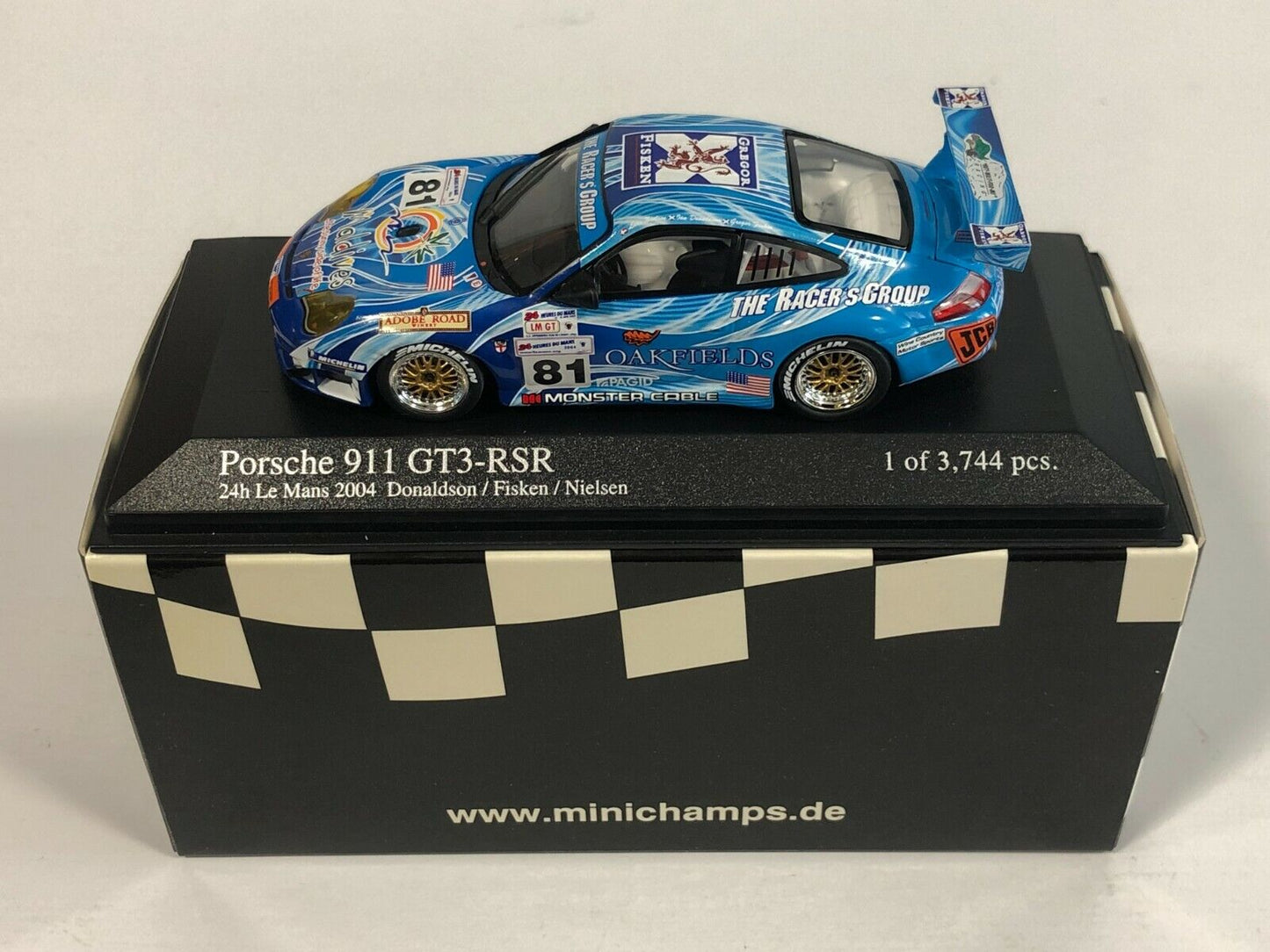 Minichamps 1:43 Porsche 911 GT3 RSR Le Mans 2004 #81 400046981