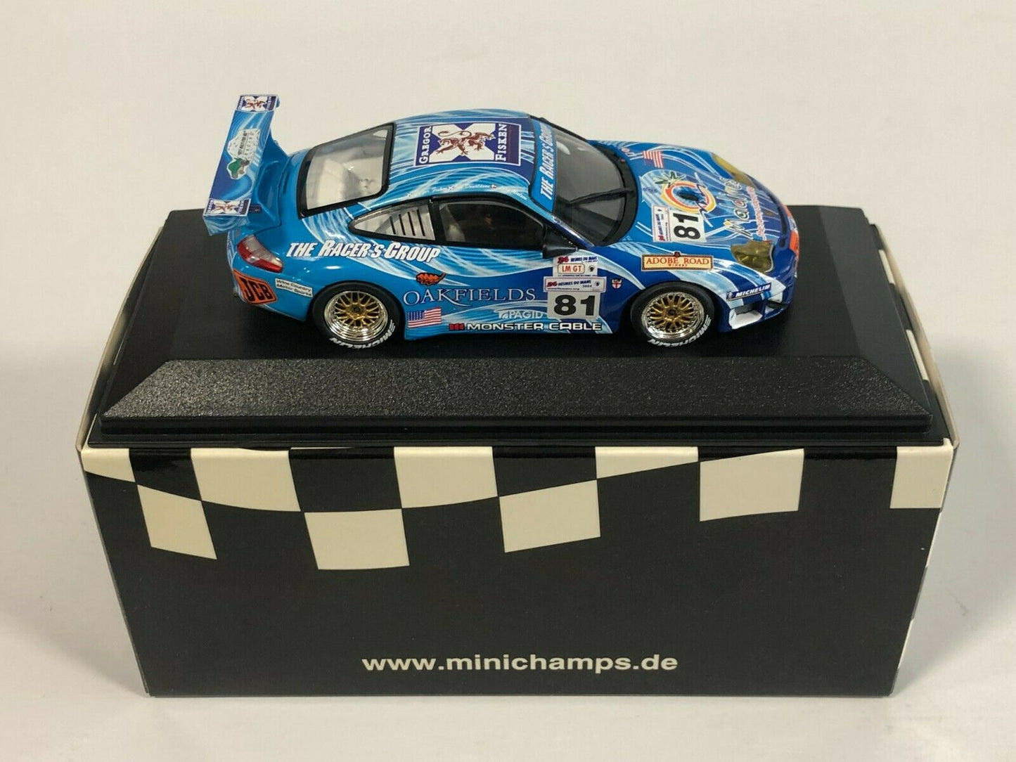 Minichamps 1:43 Porsche 911 GT3 RSR Le Mans 2004 #81 400046981