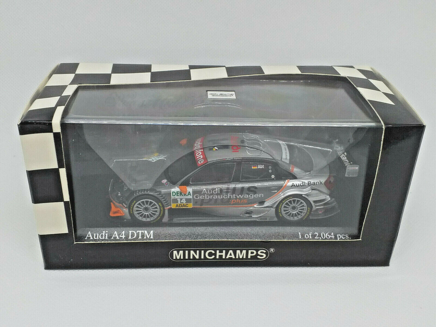 Minichamps 1:43 Audi A4 Audi Sport Team Joest #14 DTM 2005 400051414