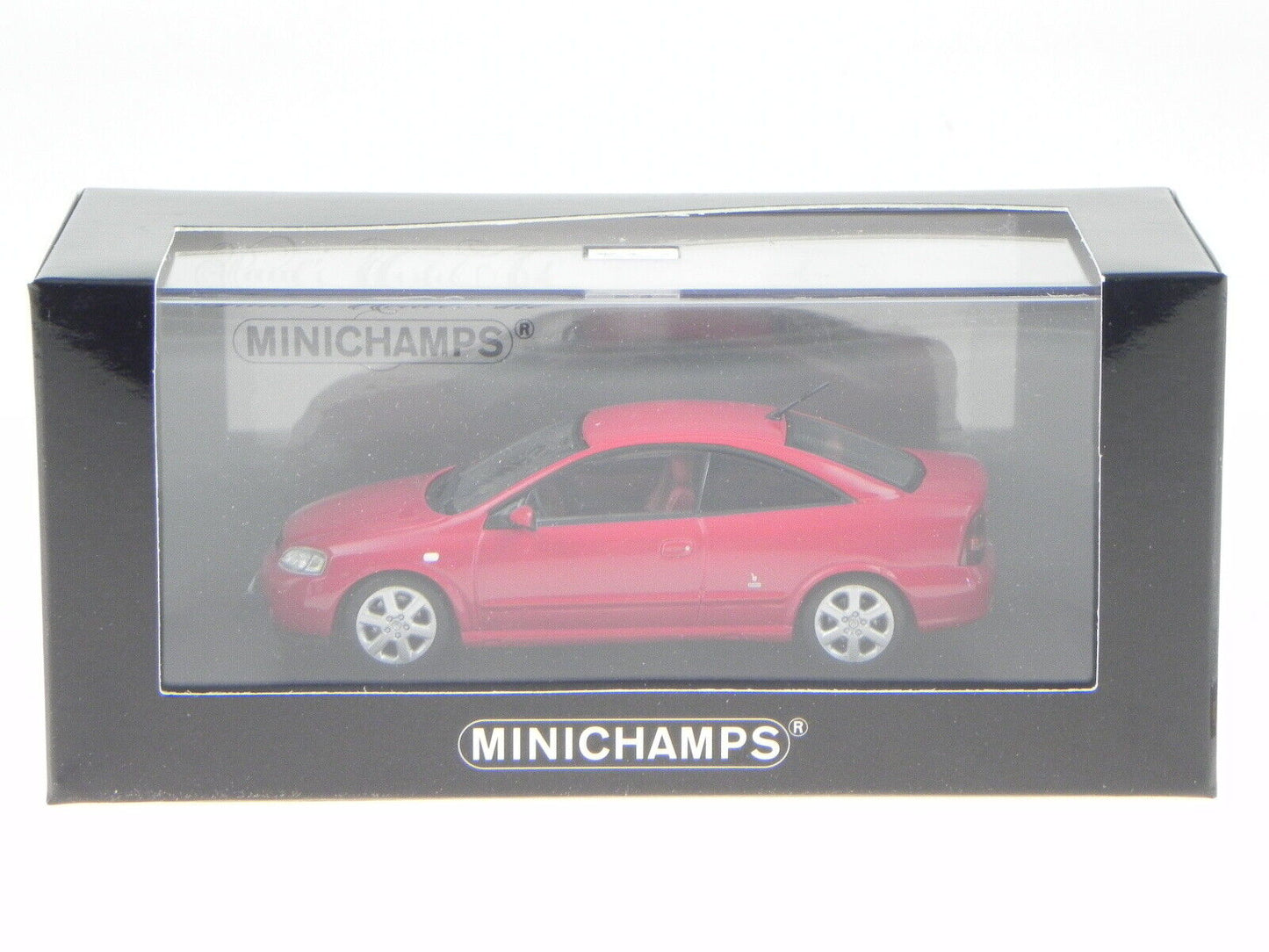 Minichamps 1:43 2000 Opel Coupe Red 430049125