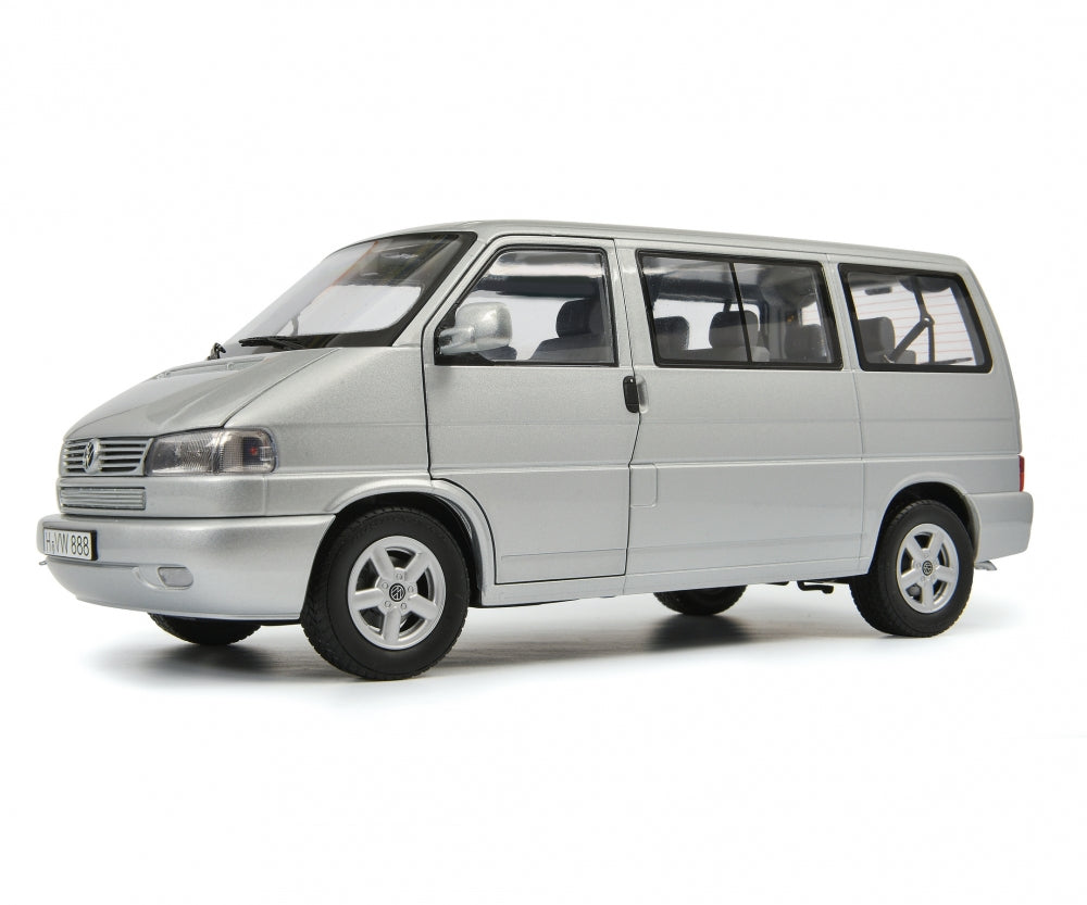 Schuco 1:18 Volkswagen T4b Caravelle silver 450041500