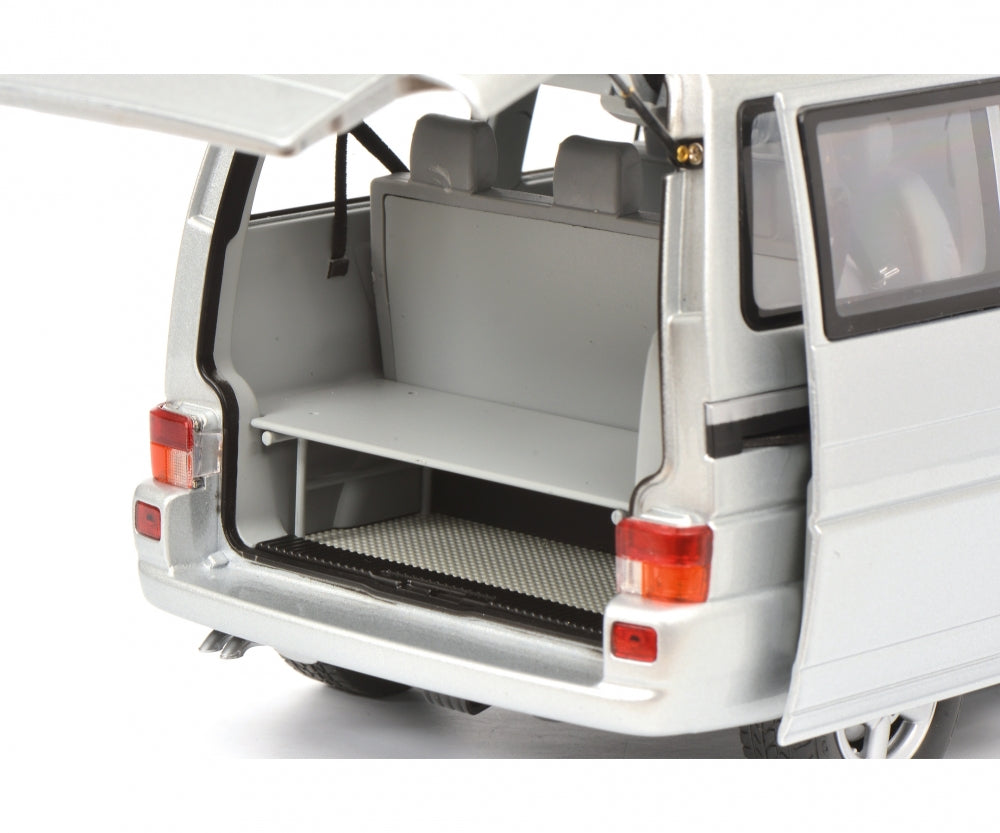 Schuco 1:18 Volkswagen T4b Caravelle silver 450041500