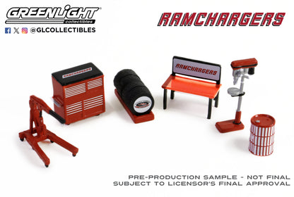 GreenLight 1:64 Auto Body Shop - Shop Tool Accessories Series 6 - Ramchargers 16200-C