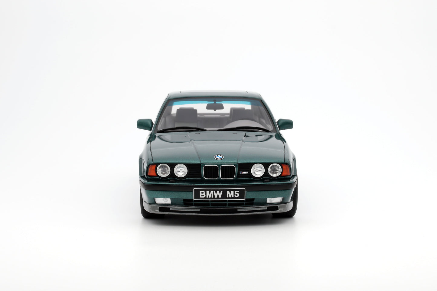 OTTO 1:18 BMW M5 E34 Cecotto 1991 Green OT968