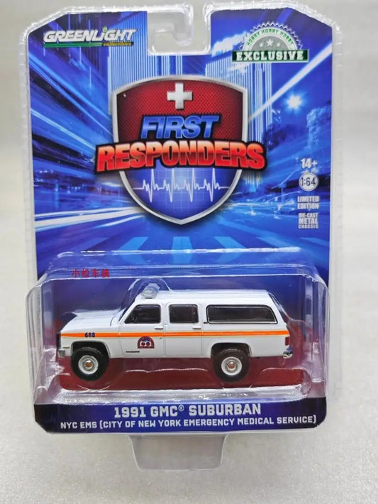 GreenLight 1:64 First Responders - 1991 GMC Suburban - NYC EMS (City of New York Emergency Medical Service) 30446