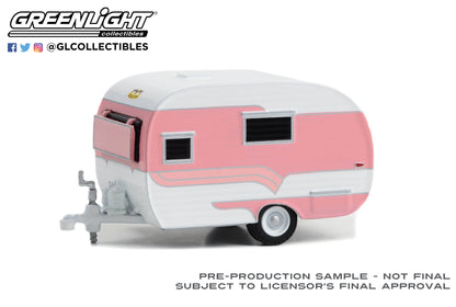 GreenLight 1:64 Hitched Homes Series 14 - 1958 Catolac DeVille - Pink and White 34140-A