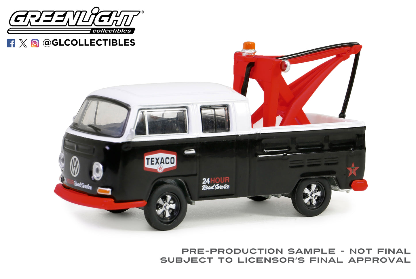 GreenLight 1:64 Blue Collar Collection Series 13 - 1973 Volkswagen Double Cab Pickup with Drop-In tow hook – Texaco 24 Hour Road Service 35280-B