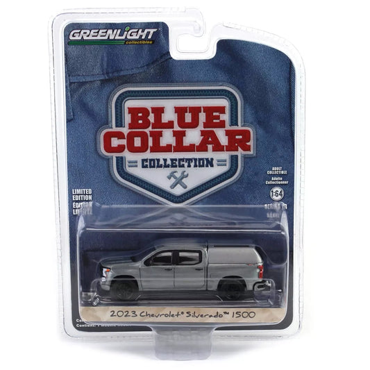 GreenLight 1:64 Blue Collar Collection Series 13 - 2023 Chevrolet Silverado 1500 Custom With Camper Shell – Sterling Gray Metallic 35280-F