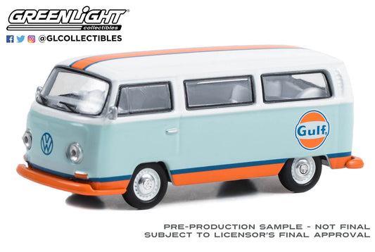 GreenLight 1:64 Club Vee-Dub Series 17 - 1968 Volkswagen Type 2 (T2) - Gulf Oil 36080-C