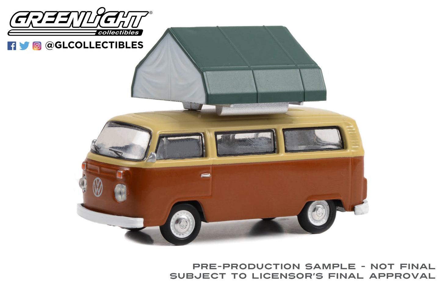 GreenLight 1:64 The Great Outdoors Series 3 - 1978 Volkswagen Type 2 (T2B) - Panama Brown and Dakota Beige with Camp otel Cartop Sleeper Tent 38050-B