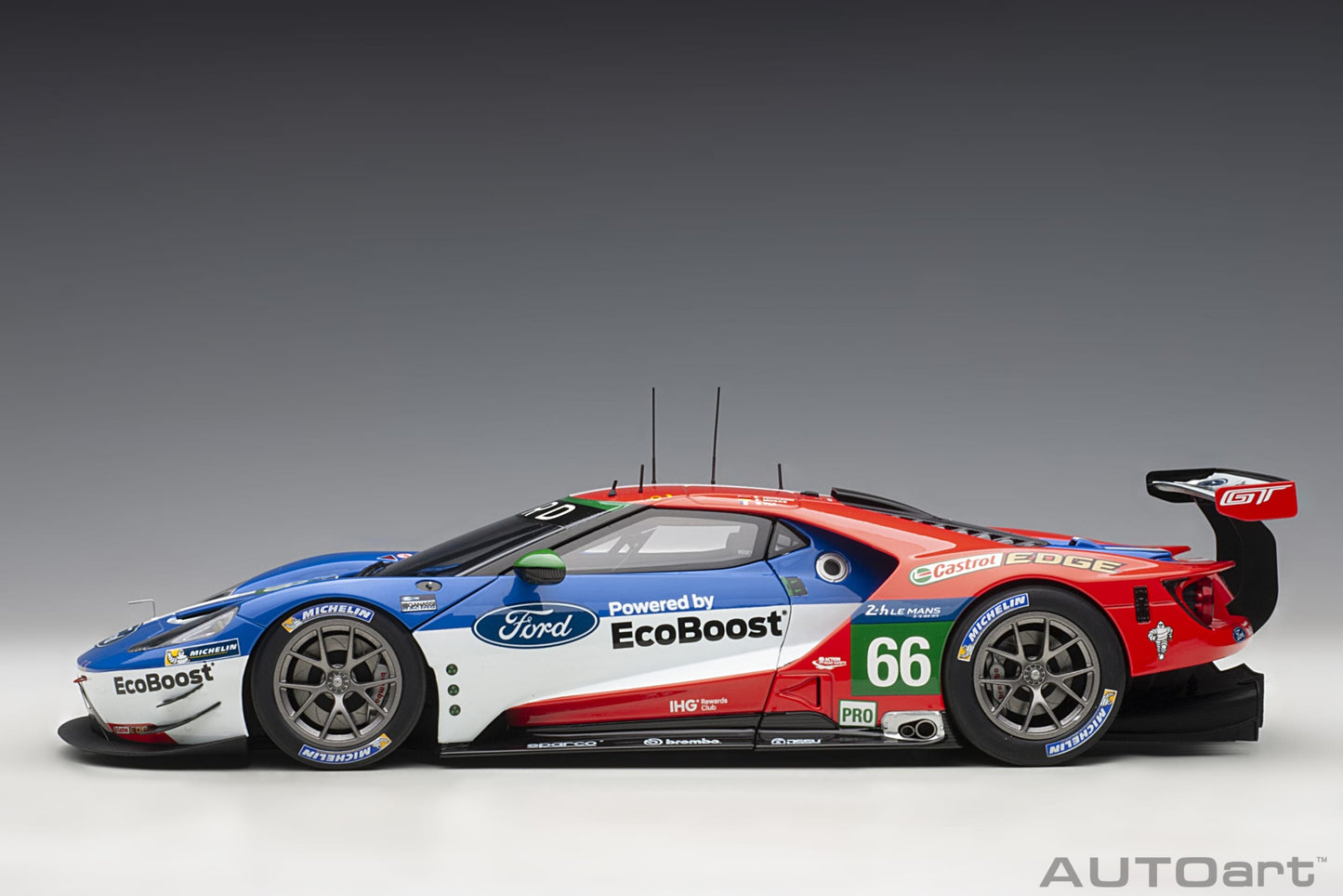 AUTOart 1:18 Ford GT GTE Pro Le Mans 24h 2016 #66 B.Johnson /S.Mucke /O.Pla 81610
