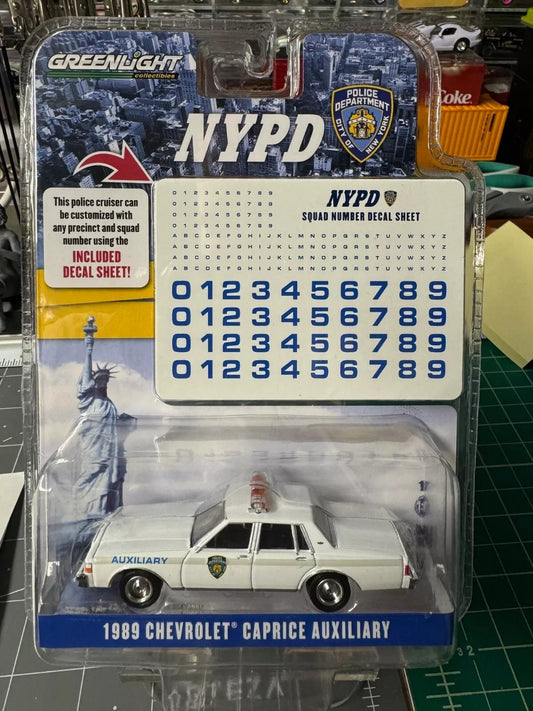 GreenLight 1:64 Hot Pursuit - 1989 Chevrolet Caprice - New York City Police Dept (NYPD) Auxiliary with NYPD Squad Number Decal Sheet (Hobby Exclusive) 42774