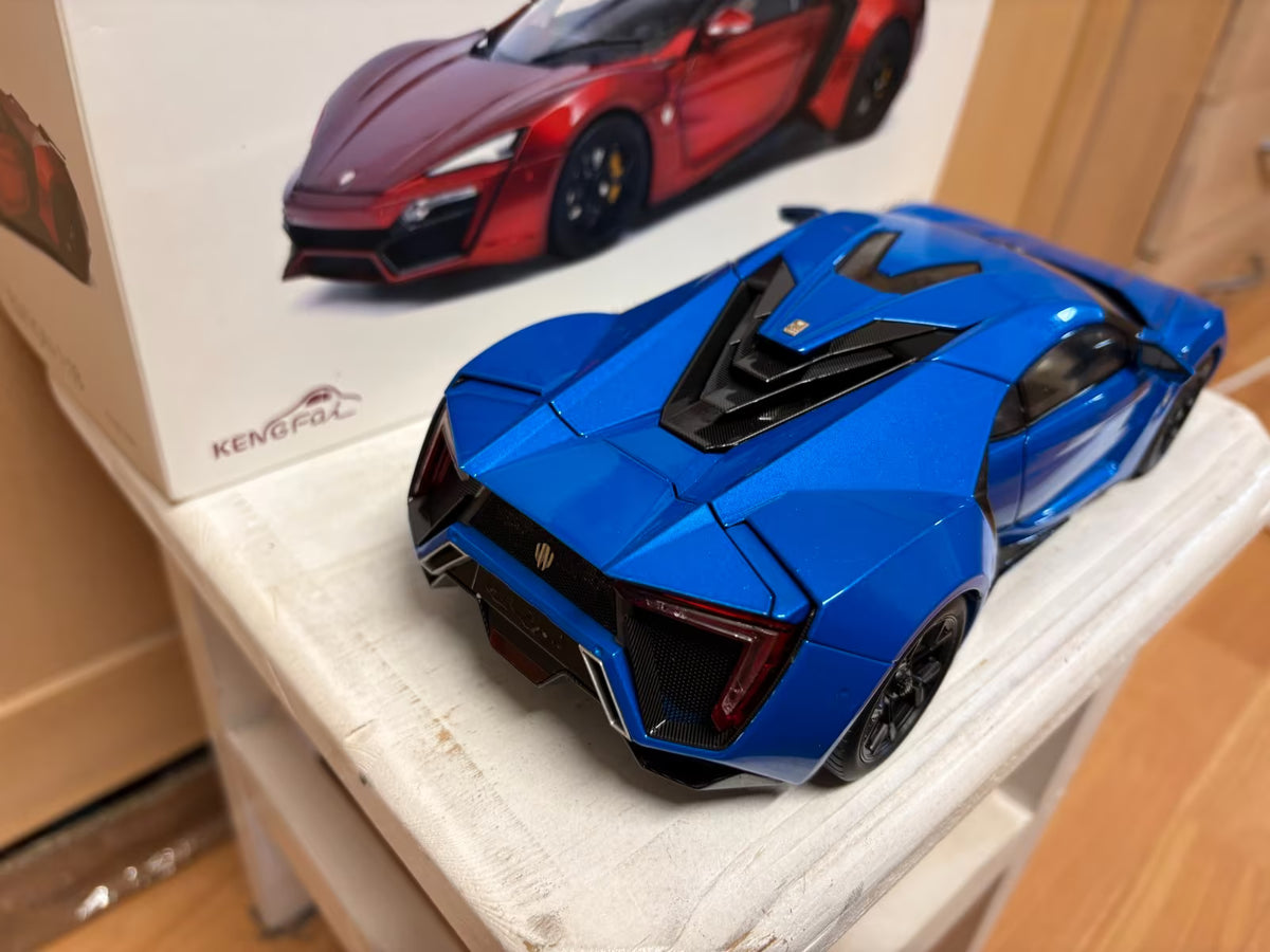 Schuco 1:18 W Motor Fenyr Supersport after Lykan blue 450042600
