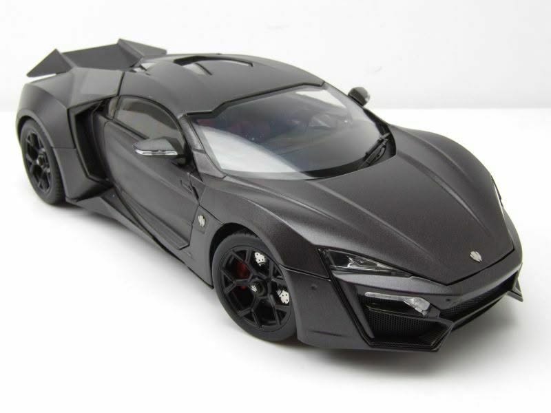 Schuco 1:18 W Motor Fenyr Supersport after Lykan grey 450042700