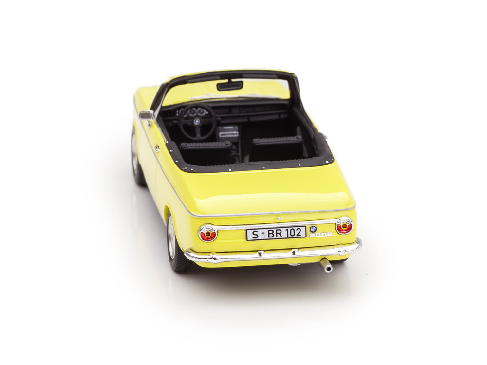 Schuco 1:43 BMW 2002 Cabrio 2/2 Baur yellow 450908500
