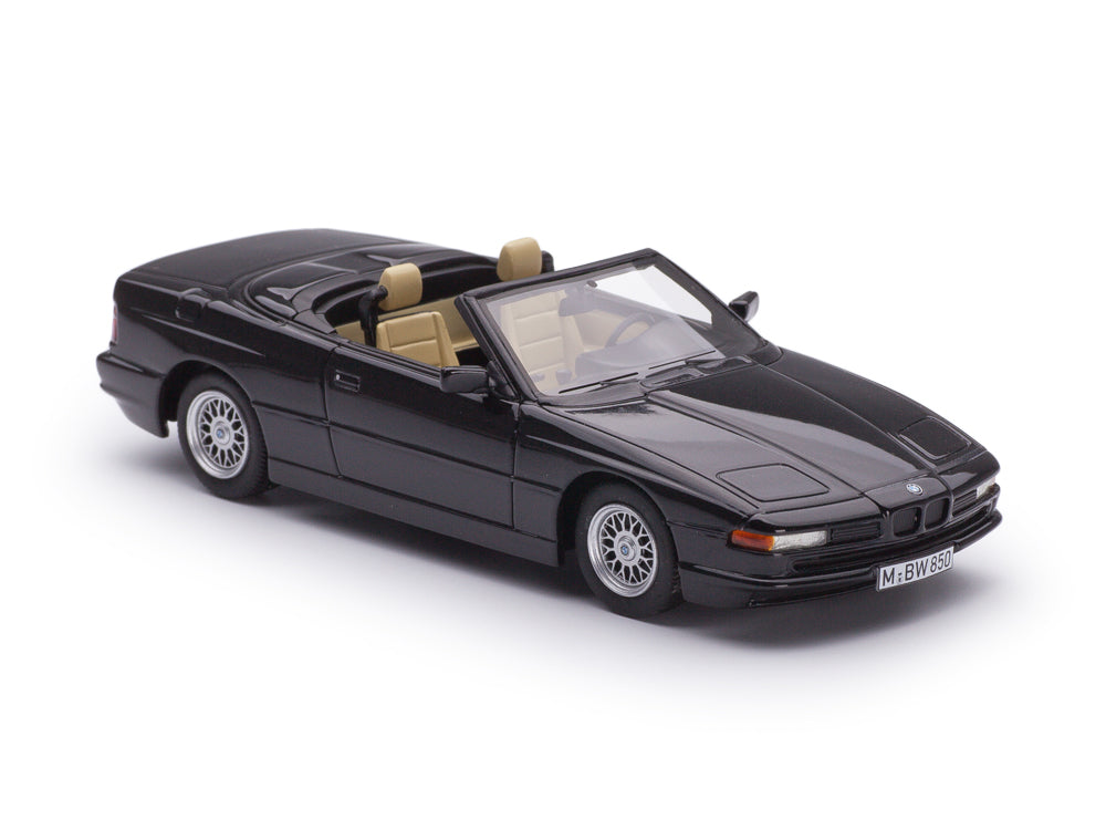 Schuco 1:43 BMW 850 CI Cabriolet (E31) Black 450914900