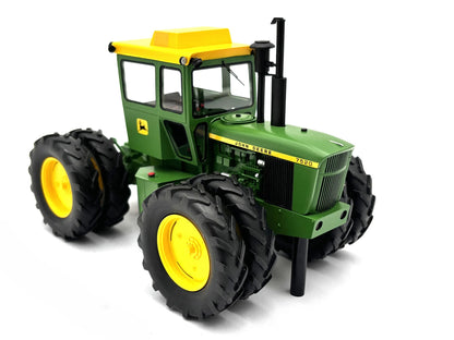 Schuco 1:32 John Deere 7520 Tractor 450916500