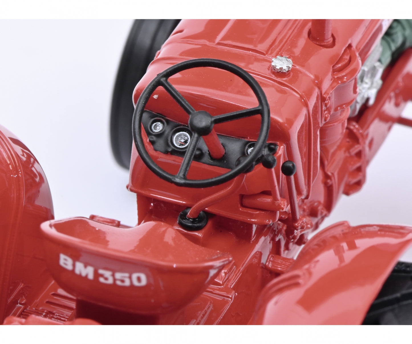 Schuco 1:32 Volvo BM350 without cabinet Tractor 450917200