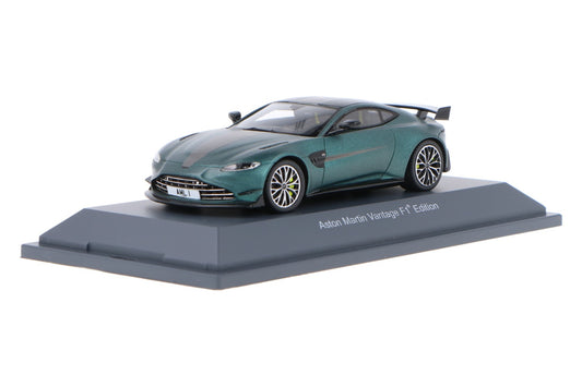 Schuco 1:43 Aston Martin Vantage F1 Edition Green 450925700