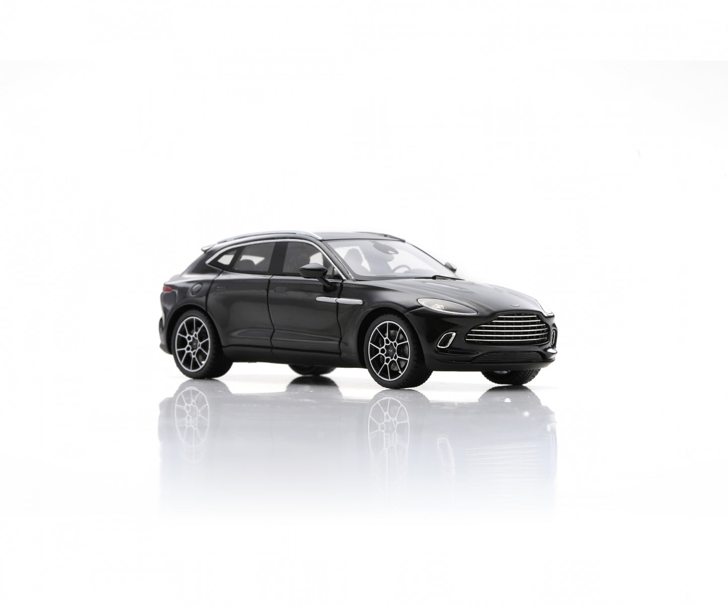 Schuco 1:43 Aston Martin DBX Black 450926000
