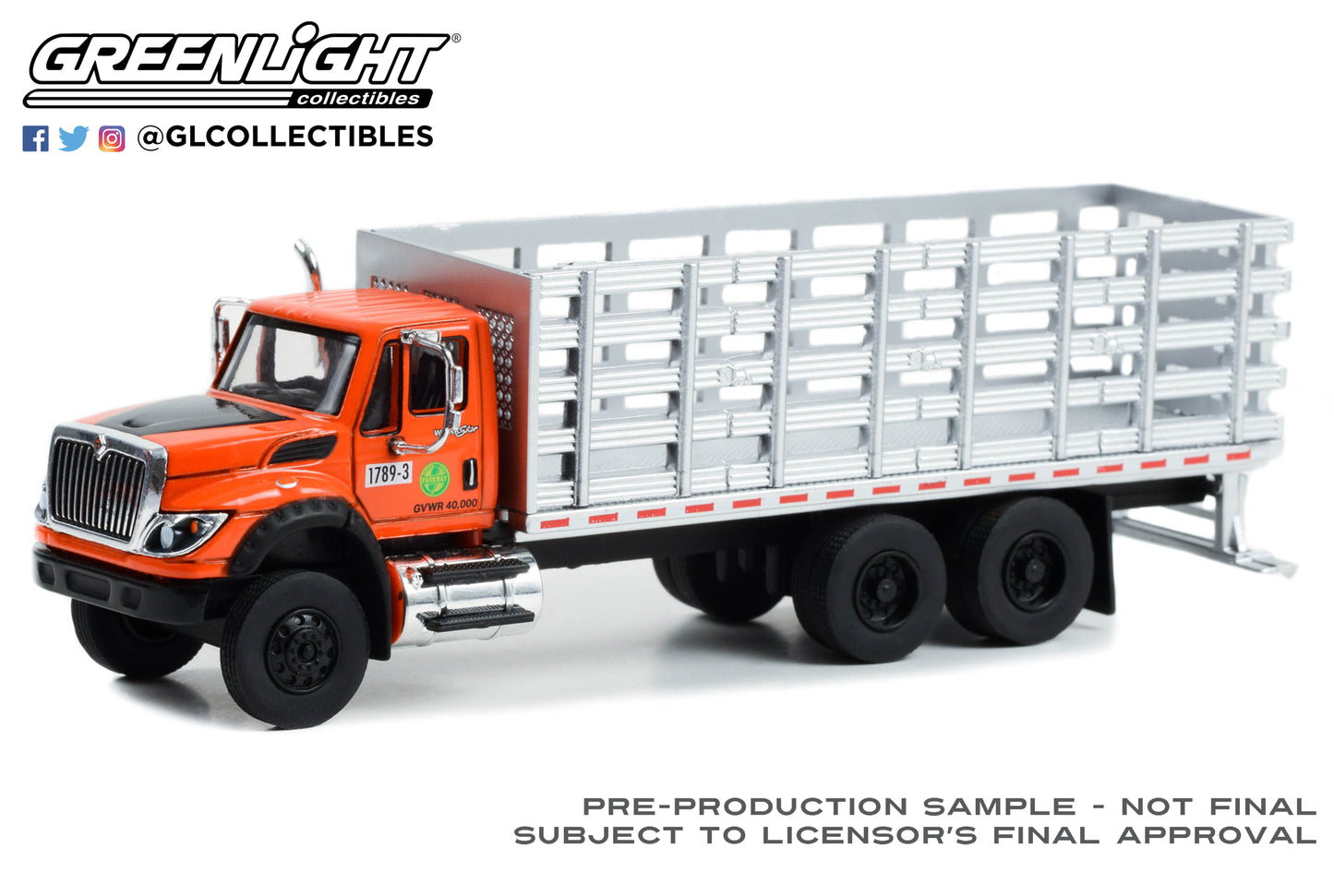 GreenLight 1:64 S.D. Trucks Series 18 - 2017 International WorkStar Platform Stake Truck - New Jersey Turnpike Authority - Garden State Parkway Authority 45180-A