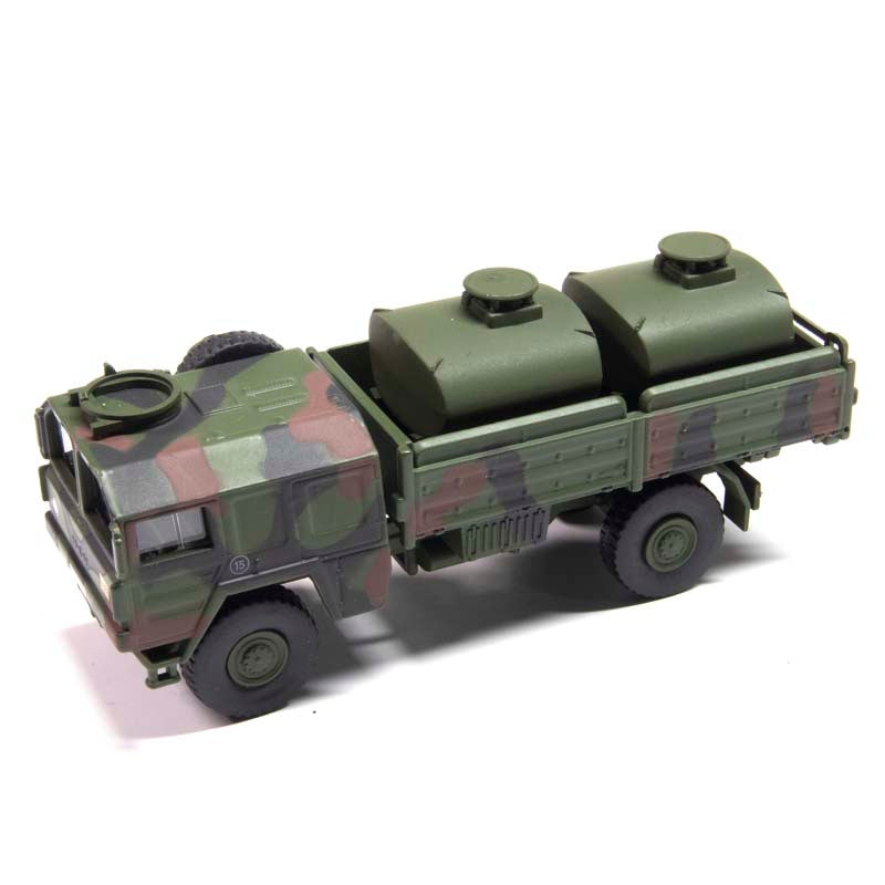 Schuco 1:87 MAN 5t gl KAT1 tank truck Bundeswehr camouflaged 452636400
