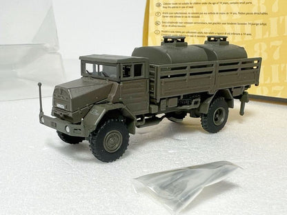 Schuco 1:87 Tank Truck 5to gl MAN 452667100