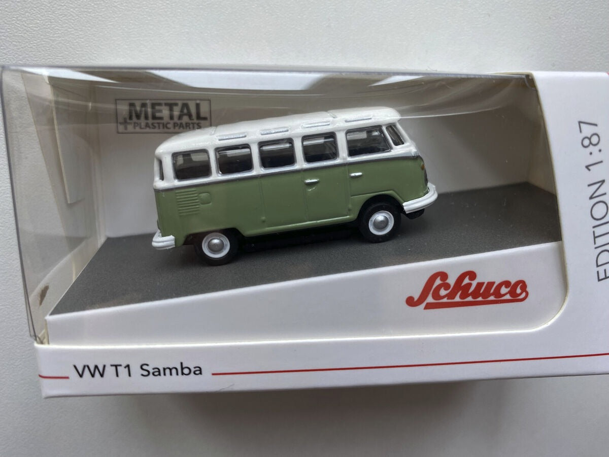 Schuco 1:87 Volkswagen T1 Samba Green/White 452670700