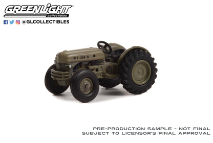GreenLight 1:64 Down on the Farm Series 7 - 1943 Ford 2N Tractor - U.S. Army 48070-A